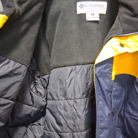 Columbia Men's Navy and Yellow Performance Jacket - Picture 5 of 5